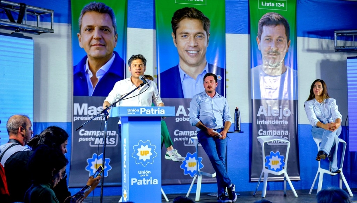 En Campana, Kicillof vaticinó una “elección decisiva” para la Provincia y pidió respaldar a Massa