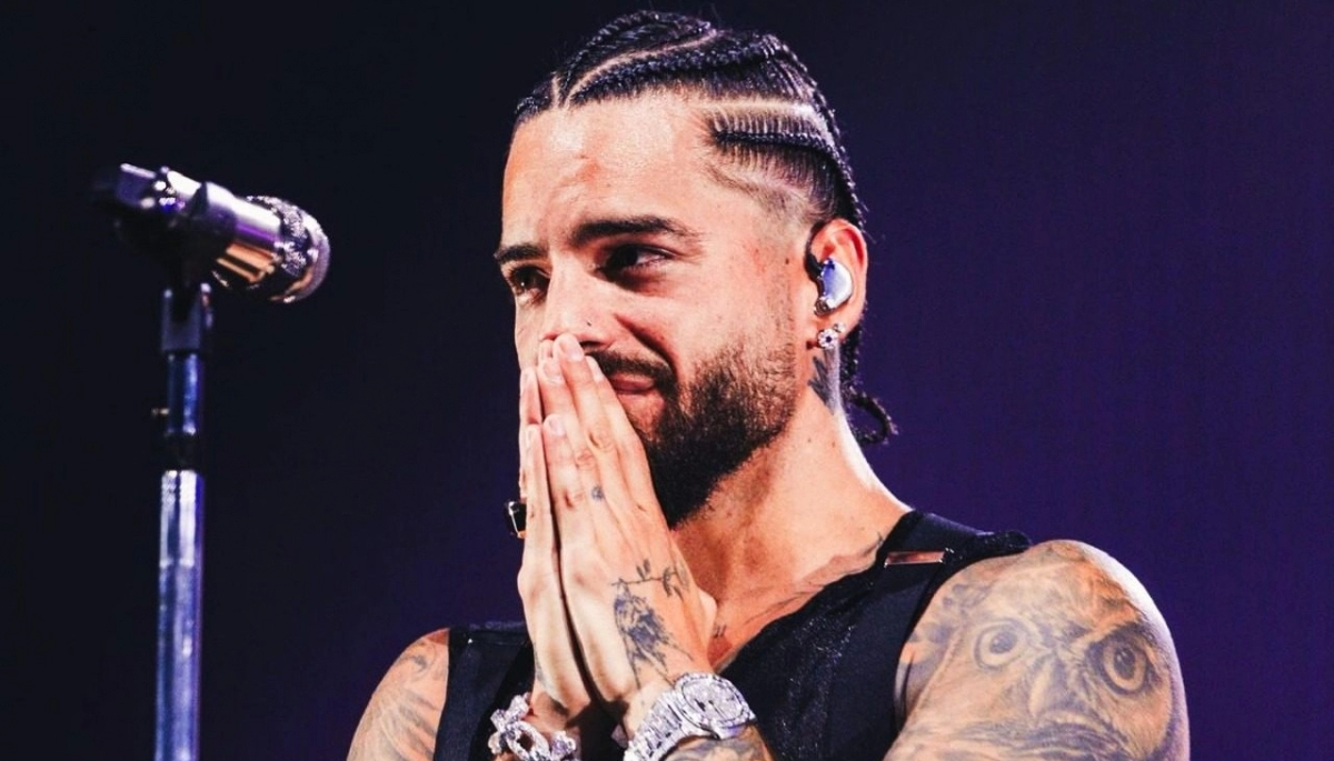 En pleno show, Maluma anunció que será papá con un video inédito