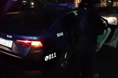 Perseguido desde Almagro a Puente Alsina, detuvieron a un adolescente con moto robada
