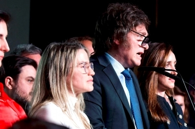 Cuáles son los distritos bonaerenses donde triunfaron Javier Milei y Carolina Píparo