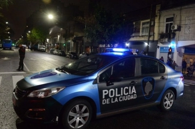 Revuelta en la comisaría: presos se amotinaron cuando la policía le encontró drogas a una visita