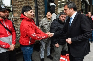 Massa reunió a deliverys y les contó sobre su nuevo sistema de “protección social”