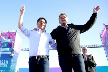 Kicillof se puso al hombro la campaña para fortalecer a Massa en la Provincia