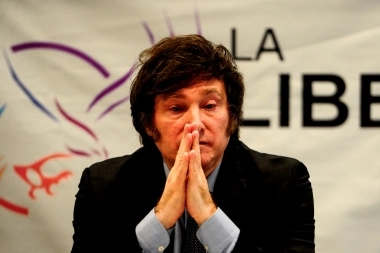 Crisis del bloque de Milei en la Legislatura: críticas al acuerdo con Macri y riesgo de ruptura