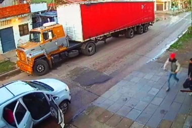 Raid delictivo: a punta de pistola y dando trompadas, asaltaron a laburantes a las 6 de la mañana