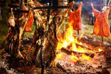 Finde a puro asado: se viene la Fiesta Provincial del Cordero Costero en Mar Chiquita