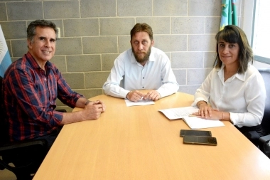 A días de asumir la intendencia, Juanci Martínez focalizó su agenda en construir viviendas en Rivadavia