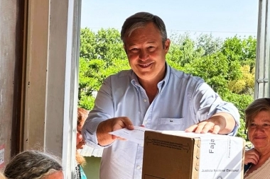 Votó Cascallares en Almirante Brown: “Celebro que nuestros vecinos estén eligiendo en libertad”
