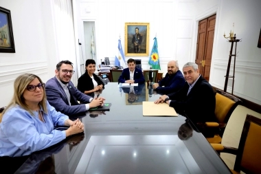 Kicillof firmó convenios de Provincia Leasing para tres municipios del Conurbano