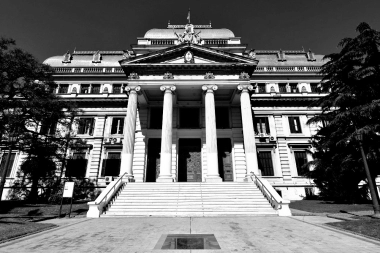La Legislatura bonaerense se prepara para una sesión navideña con leyes decisivas para Kicillof