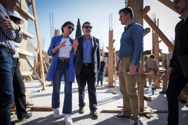 Sileoni visitó a Mayra Mendoza para supervisar los avances de la nueva escuela en Don Bosco