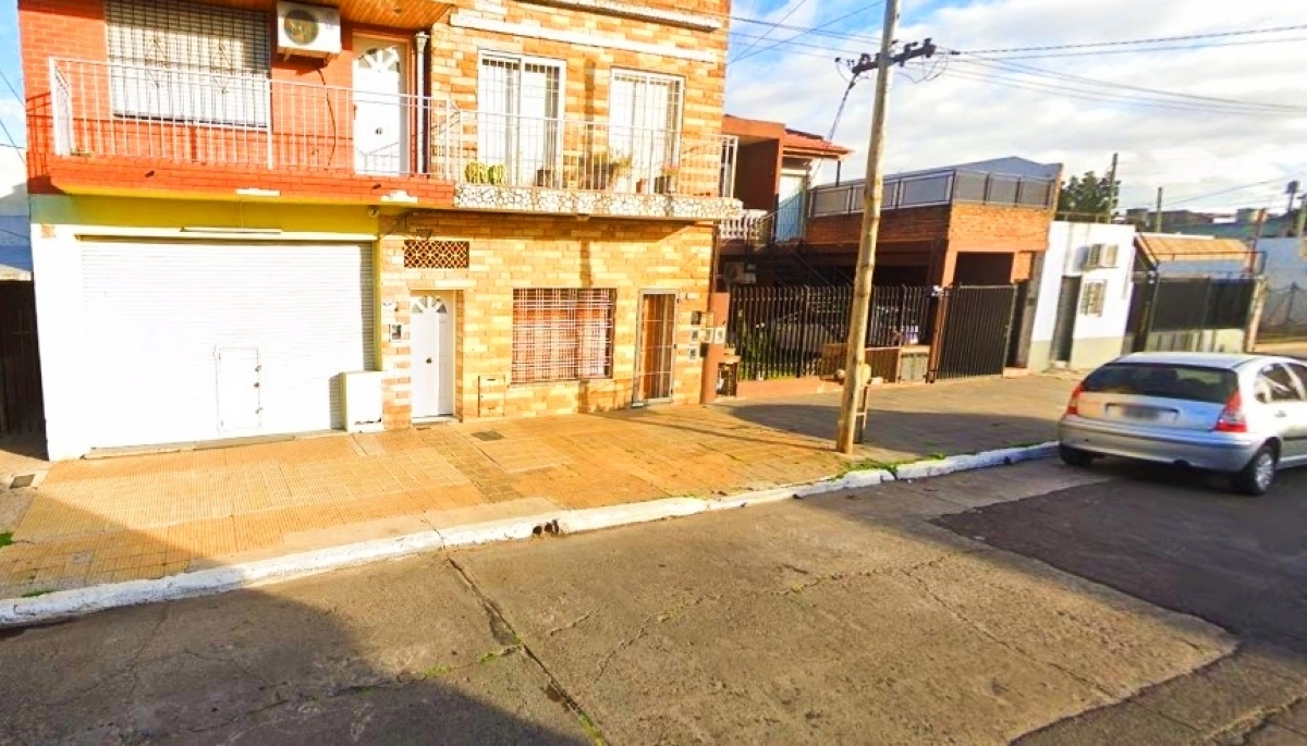 Un hombre y su hijo de 9 años fueron víctimas de un tremendo ataque piraña