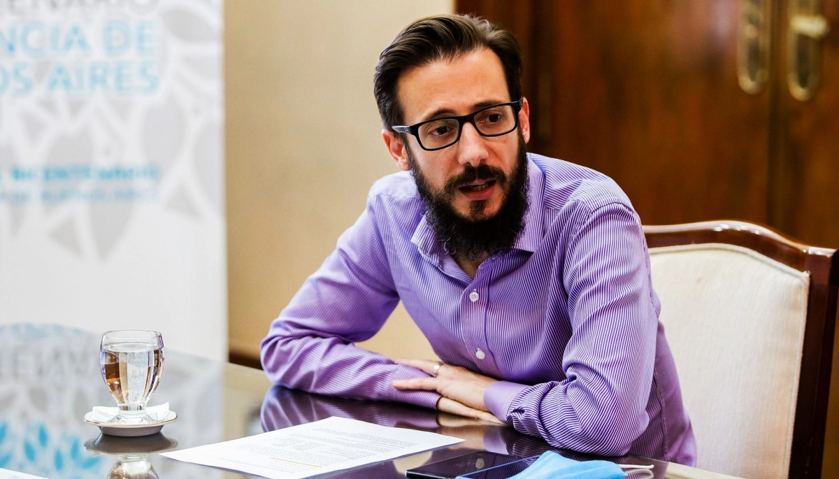 Simone deja el Ministerio de Hábitat y Kicillof deja otra silla para reemplazar en su Gabinete