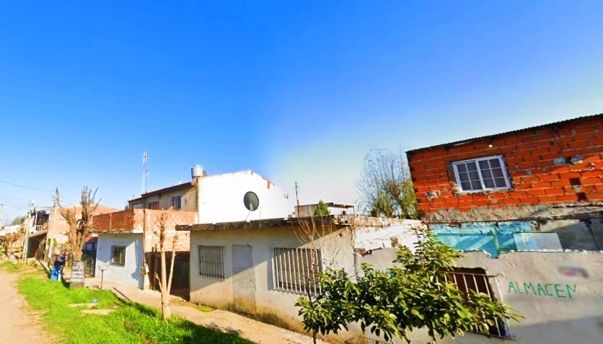 Atacado a traición, rodeado y con un cuchillo en el cuello, asaltaron a un chico de 15 años
