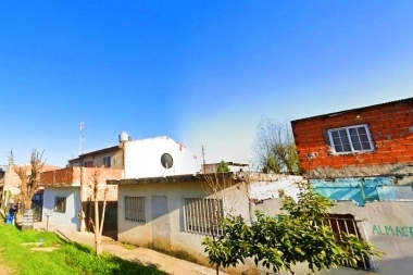 Atacado a traición, rodeado y con un cuchillo en el cuello, asaltaron a un chico de 15 años