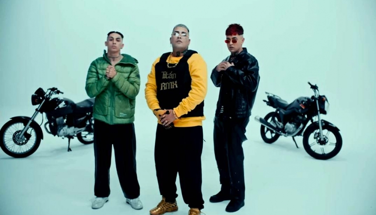 Explota el RKT: Callejero Fino estrenó “Titan Remix” en colaboración con Khea y BM