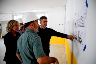 Jorge Macri supervisó las obras de la Escuela de Danzas N° 2 y ratificó los 190 días de clase