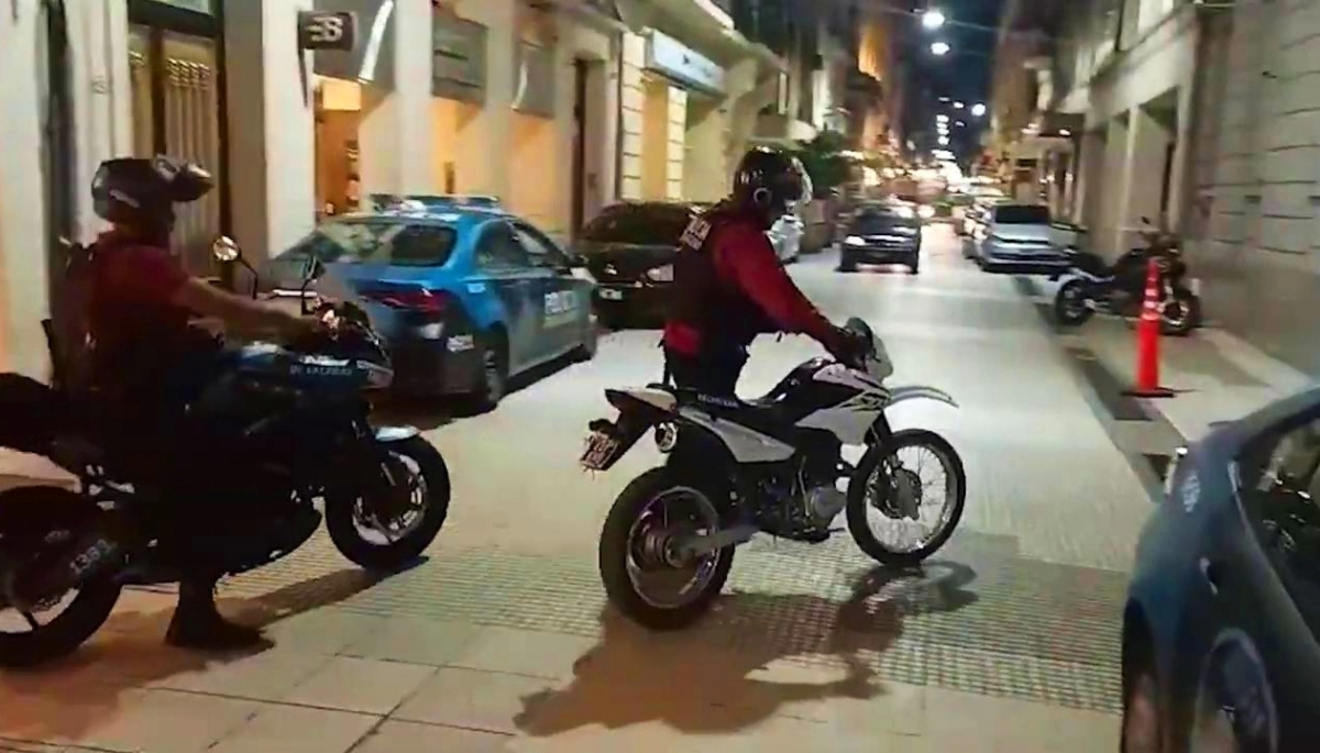 Dos menos: cayeron motochorros que robaron en el casco histórico de la ciudad