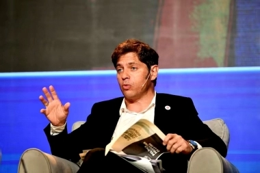 Kicillof y una fuerte crítica al decretazo de Milei: “Le faltó decir ‘democracia, ¡afuera!’”