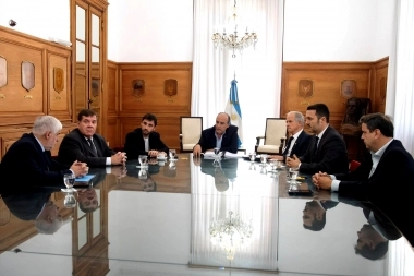 ¿Cede Milei?: Francos recibió a Montenegro y le prometió “clarificar” la Ley de Pesca