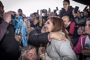 Escenario preocupante para Cambiemos: dos encuestas muestran primera a Cristina
