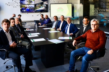Gray se reunió con funcionarios del ministerio de Seguridad Nacional en el COM de Esteban Echeverría