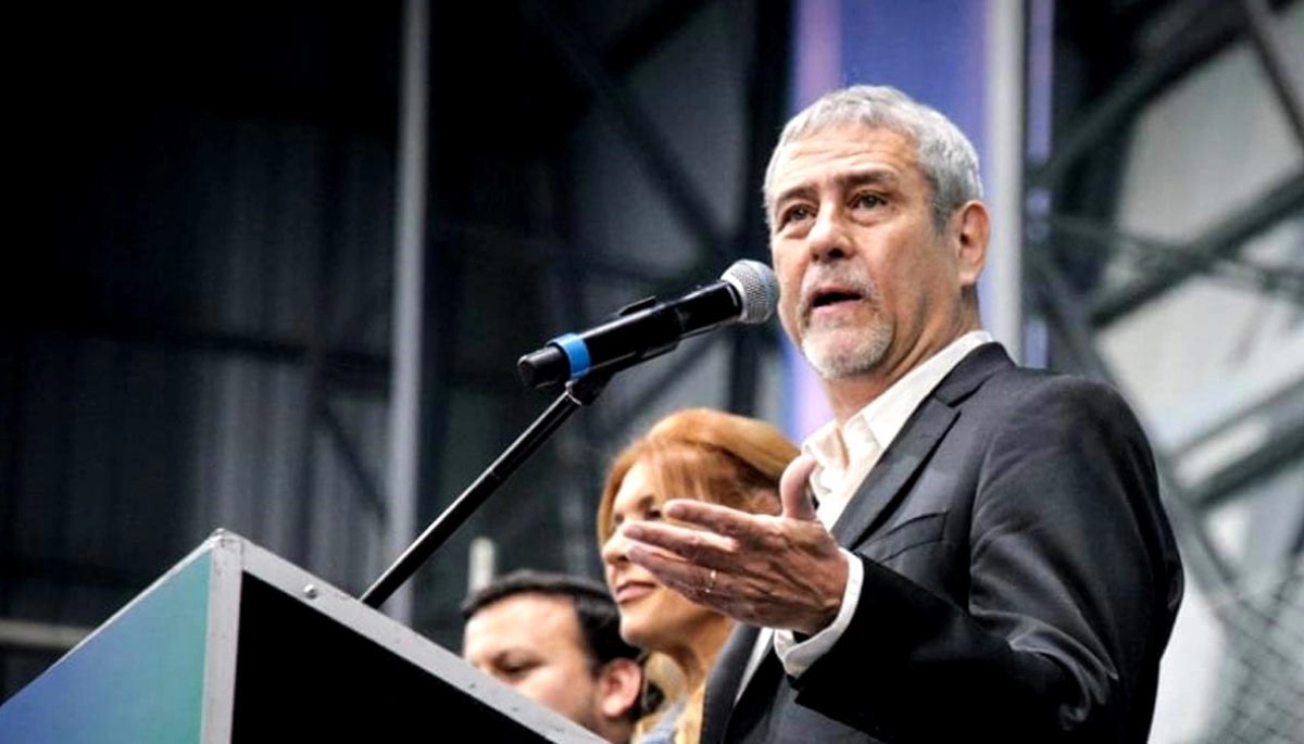 Ferraresi encabeza su avanzada en la disputa por la conducción del PJ bonaerense