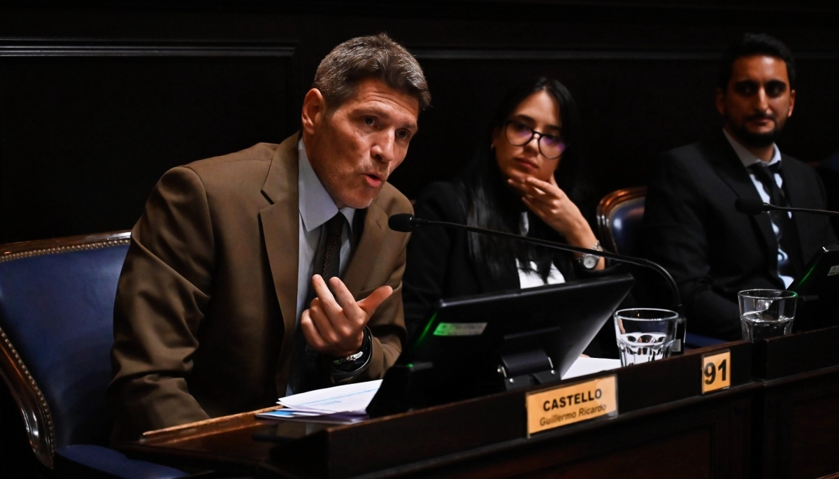 Castello cuestionó a Kicillof por aumentar el gasto público e impuestos: “Está viendo otro partido”