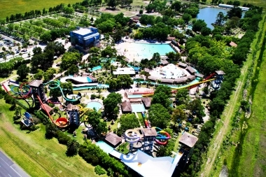 Reabrió el parque acuático “Aquasol” de Mar del Plata, el más grande de Latinoamérica