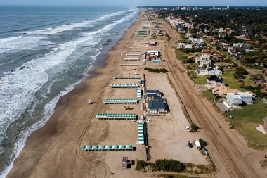 Destinos bonaerenses: la Costa Atlántica invita a descansar y degustar los churros más ricos