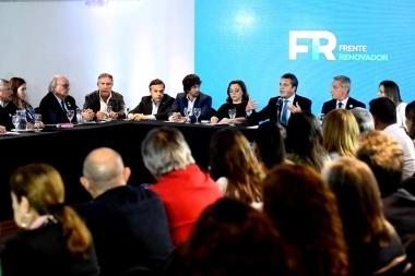 Bajo el lema “hay otro camino”, el massismo bonaerense se pronunció en contra de la Ley Ómnibus