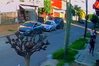 Tres robos de autos en el Conurbano: pibes con armas de fuego atacaron sin piedad en la zona oeste