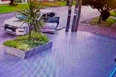 Bienvenidas al Conurbano: regresaron de vacaciones y le robaron la SUV a mano armada