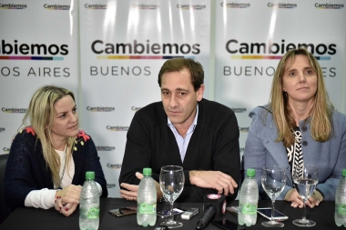 Gladys González, Garro y Píparo recorrieron La Plata para apuntalar la campaña del oficialismo