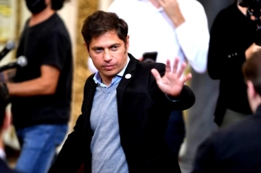 Kicillof repudió la represión de la Policía Federal: señaló que Milei buscó “montar un show”