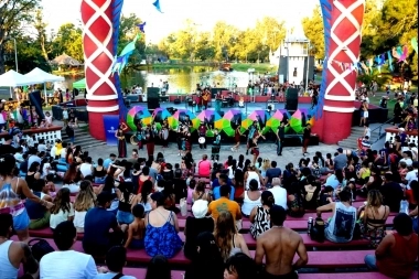 Con decenas de actividades, se realizó el Carnaval de la República de los Niños