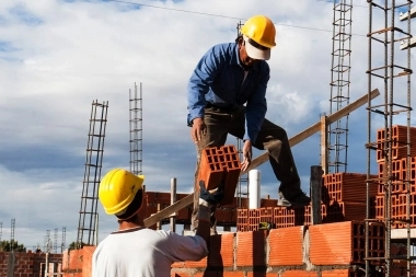 Efecto crisis: en el sector construcción hay un millón de puestos de trabajo en riesgo