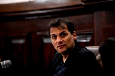 “Nano” Cara aseguró que se sostendrá la obra pública en La Plata y rechazó las medidas de Milei