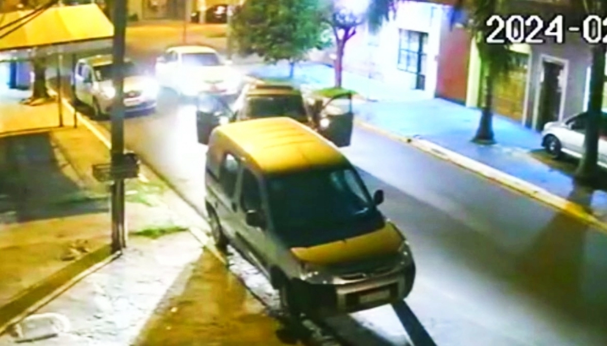 Noche infernal en el Conurbano: asaltaron a una mujer, "cambiaron de monta" y escaparon a los tiros