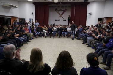 Taiana y sindicatos de San Martín se manifestaron contra la "flexibilización laboral"