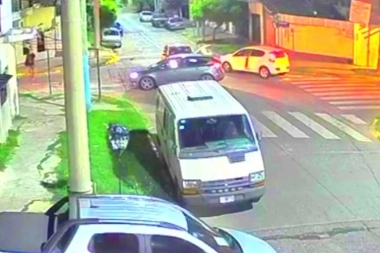 Robo comando: le cerraron el paso, la amenazaron de muerte y le robaron el auto