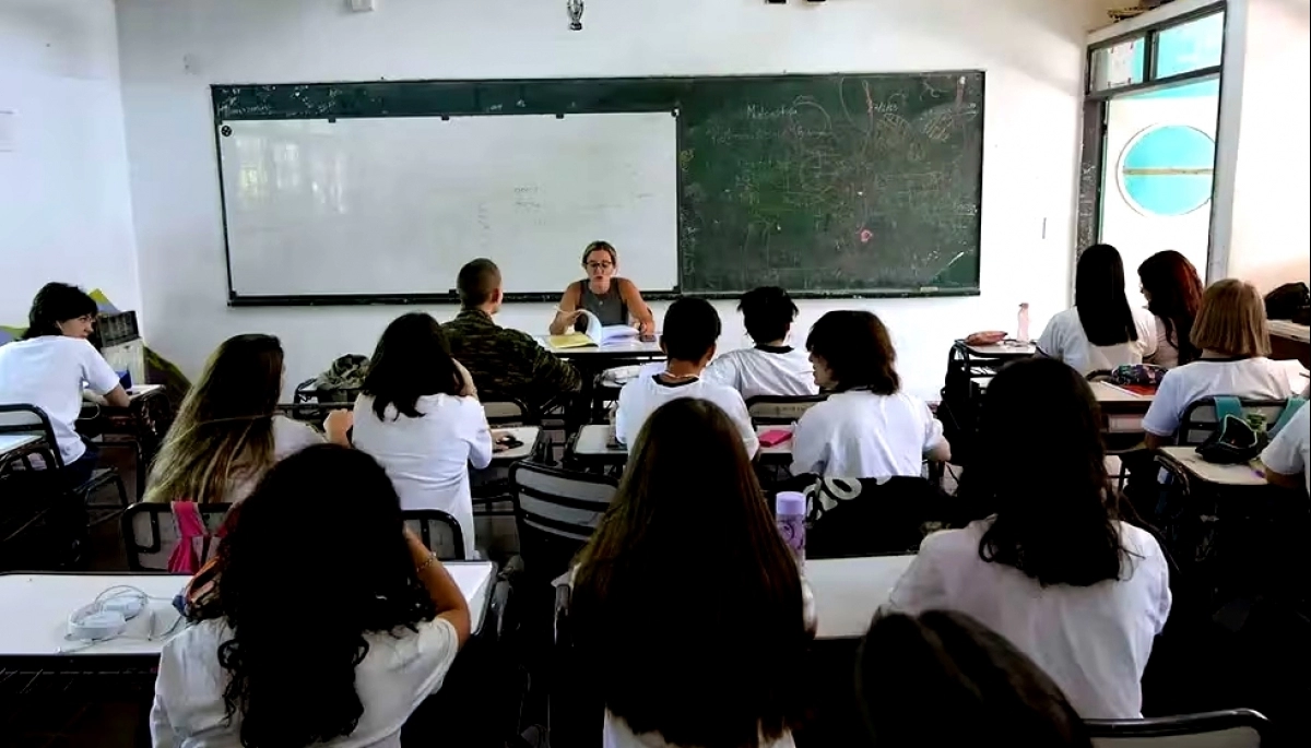 Sileoni ratificó el inicio de clases en Provincia, más allá del “desfinanciamiento” de Milei