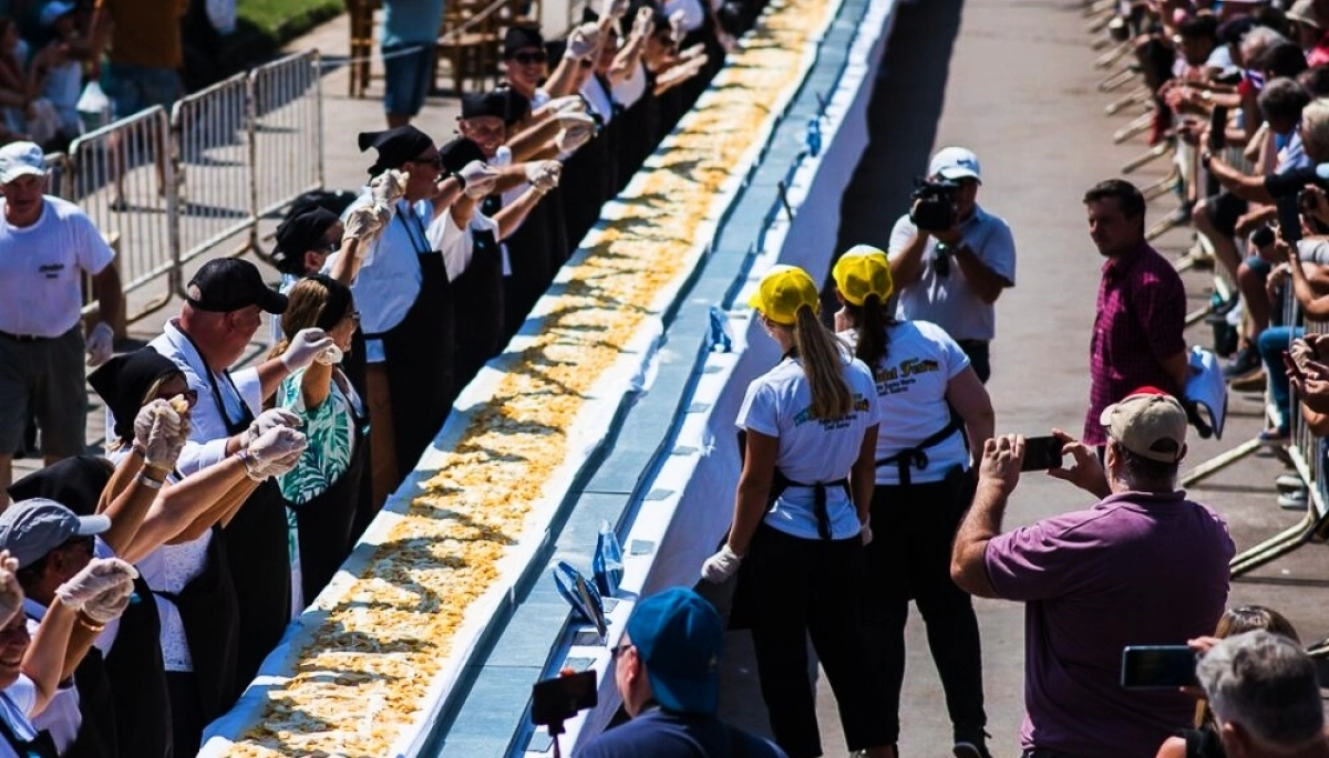 Destinos bonaerenses: los pueblos turísticos despiden el verano con sus fiestas