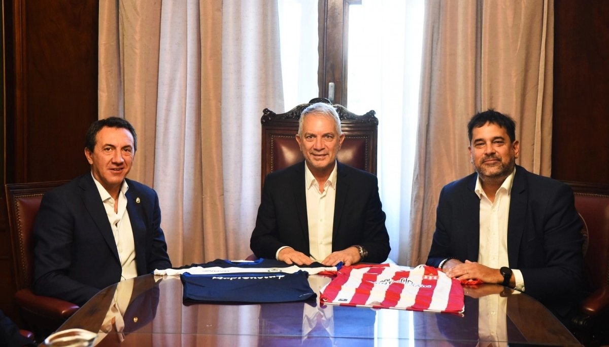 Alak reunió a los presidentes de Estudiantes y Gimnasia para “vivir un clásico en paz”