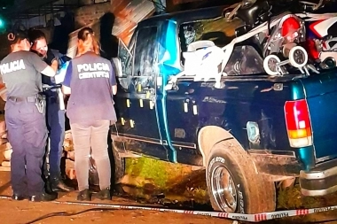 Brutal asesinato en Lanús: perseguido y con tres balazos, chocó con un poste de luz y murió tras ser operado