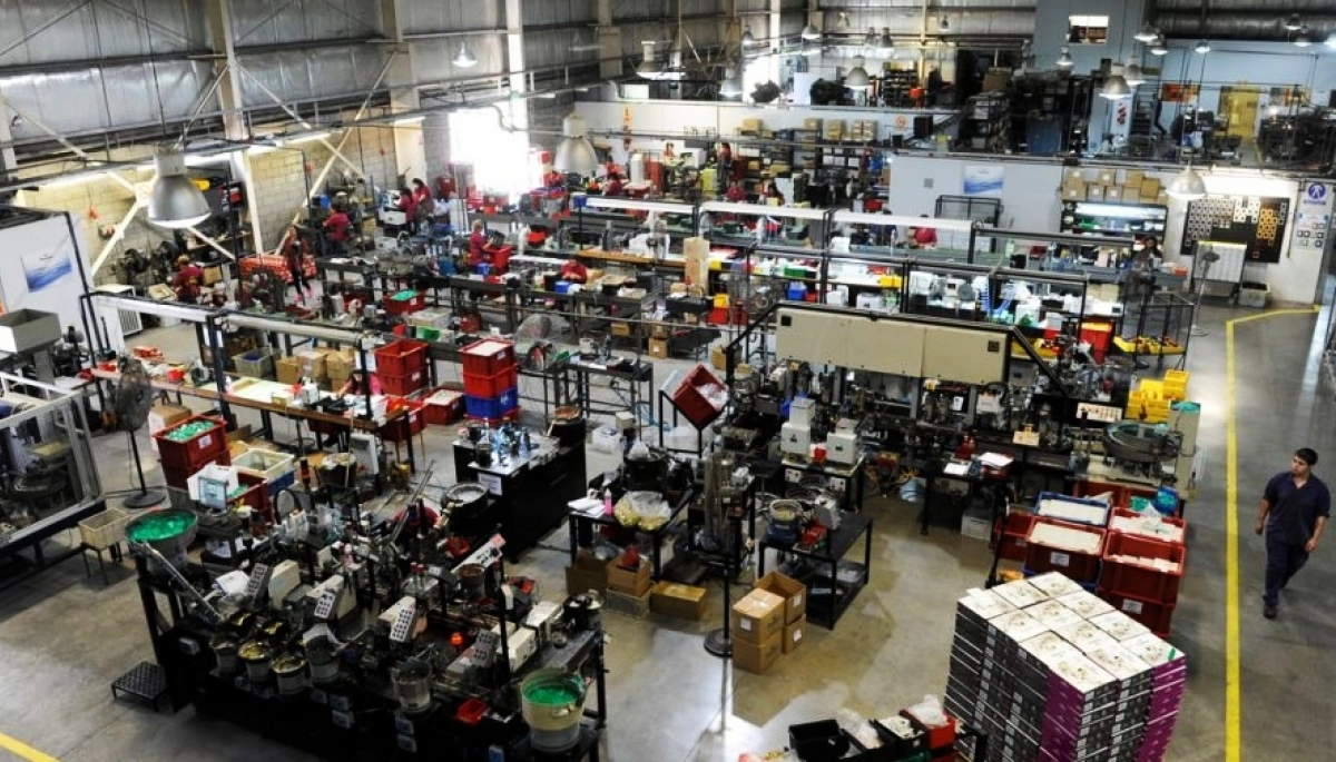 Crece la emergencia: en enero de este año, la industria pyme cayó 30%
