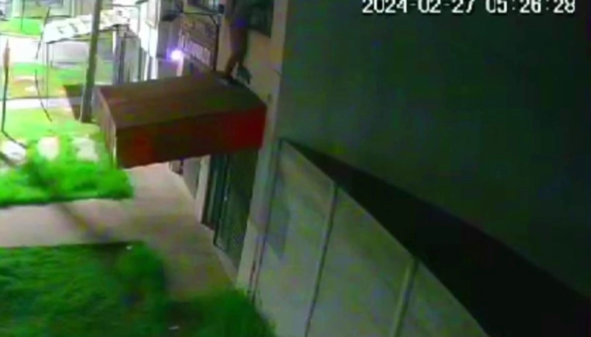 Miedo en La Plata: ladrón la mantuvo cautiva y le desvalijó la casa en menos de una hora