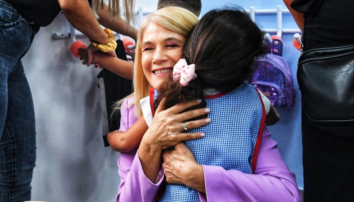 Magario acompañó a Kicillof en el comienzo de clases y ratificó su compromiso con la educación pública