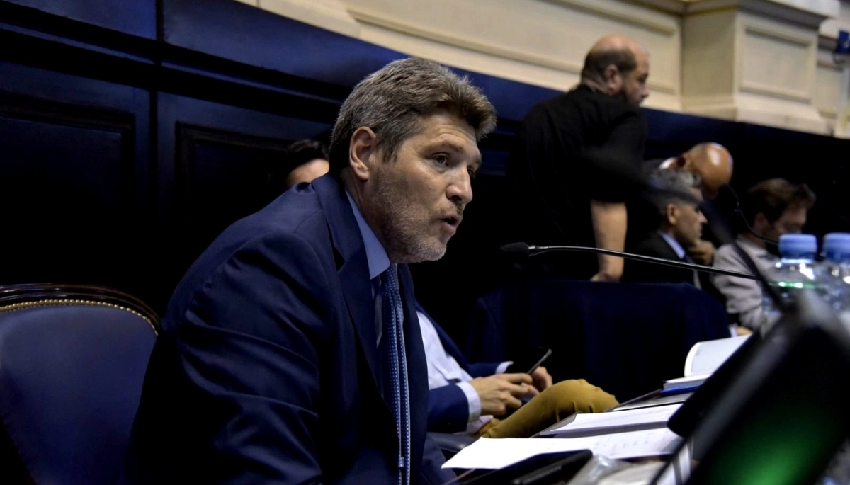 Castello fustigó a Kicillof por responsabilizar a Milei de la situación bonaerense