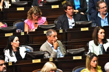 Diputados del Acuerdo Cívico UCR-GEN rechazan el desfinanciamiento de Milei a universidades